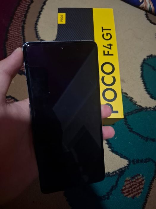 Poco F4 GT 256/12+4