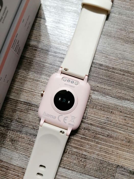 Hama Fit Watch 5910 в отлично състояние