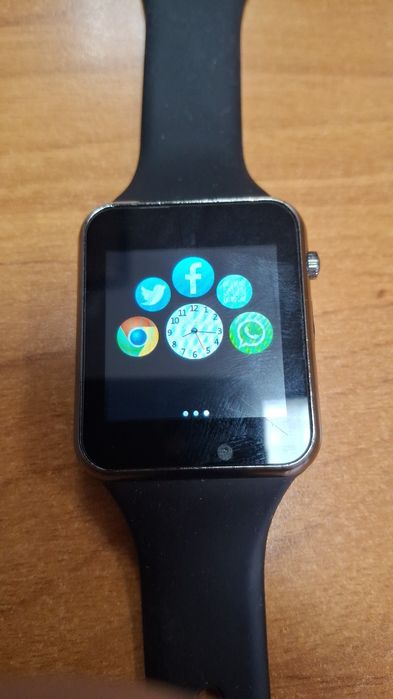 Смартчасы как подарок.