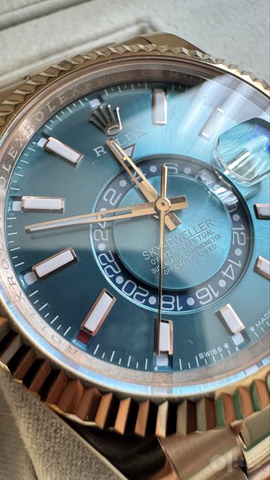 часы Rolex Sky-Dweller everose gold/blue-green dial