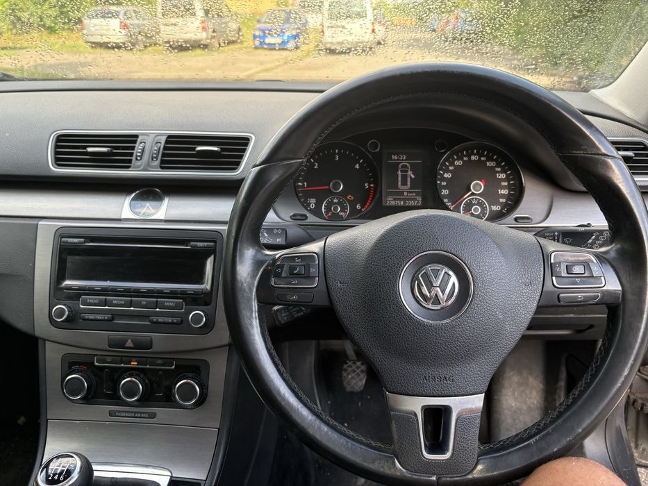 Vw Passat B7 2.0 tdi 140к.с. Продава се на части