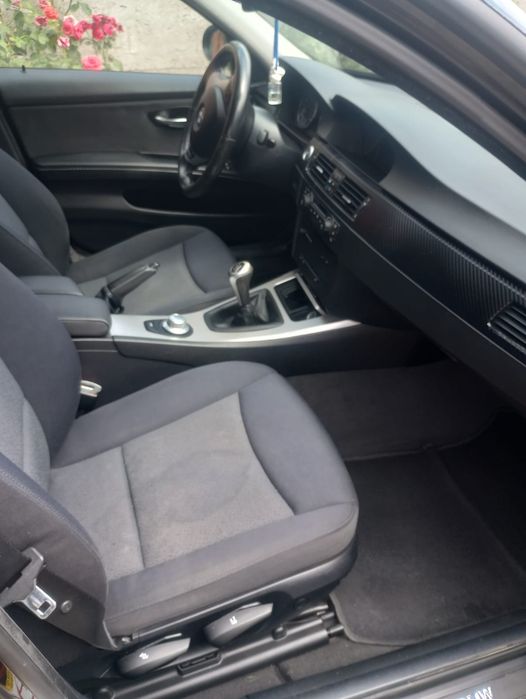 vand bmw  320i an 2006