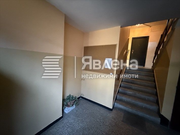 Продава се Двустаен апартамент в София, Свобода - 66 кв.м за 1894 €/кв.м - Снимка #1