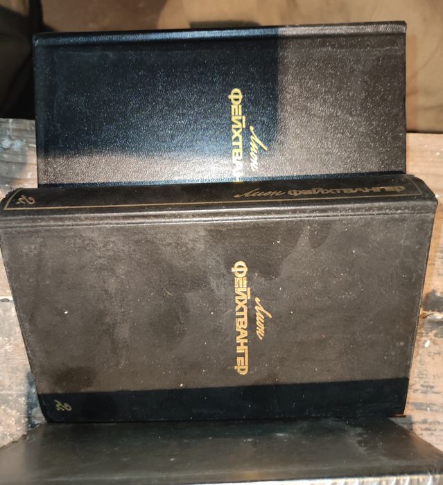 Книги     книги.   Книги