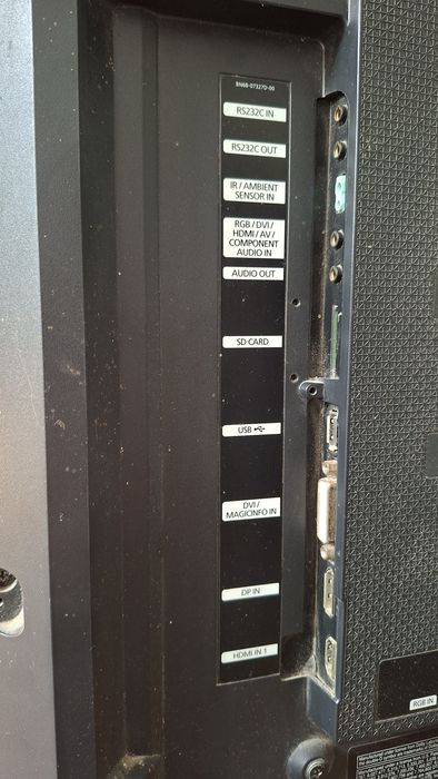 Монитор Samsung DM40E