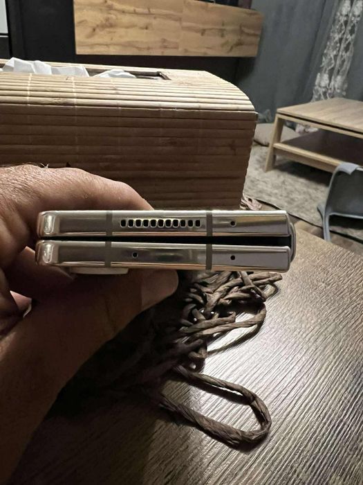 Samsung Galaxy Z Fold 4