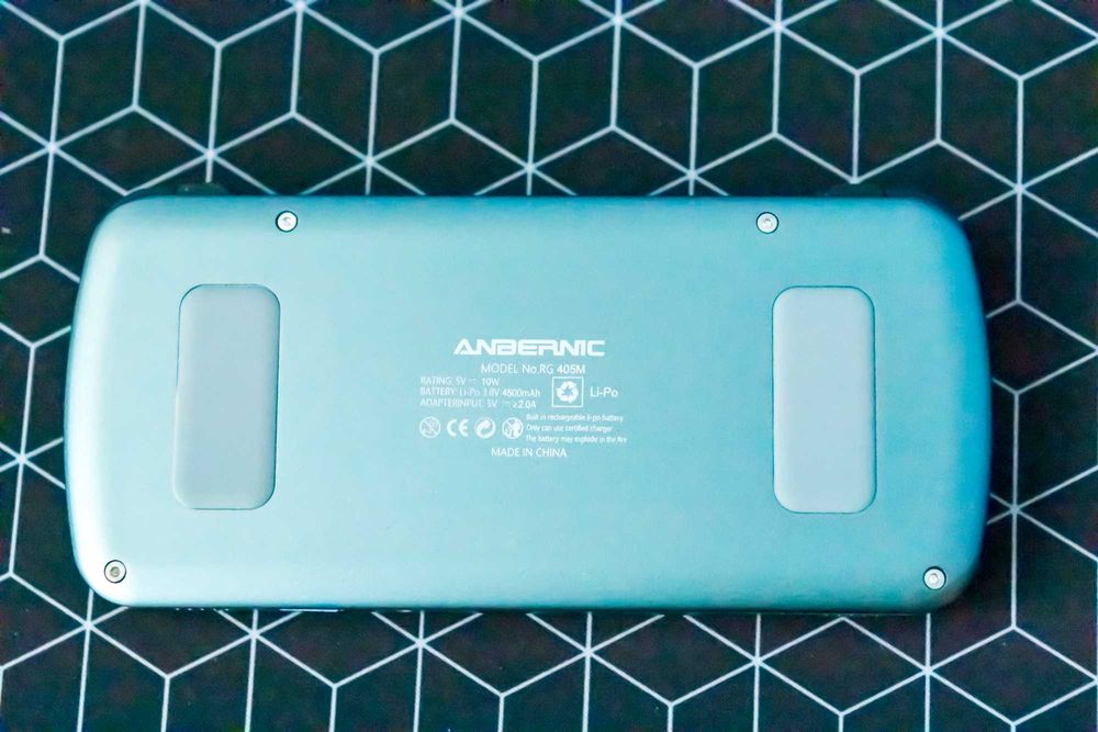 Anbernic RG405M – retrogaming, 3000 jocuri, hardcase + cutie originală