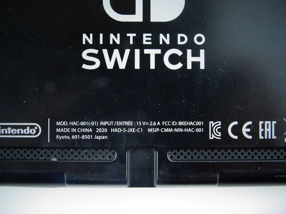 Продавам Работещ Nintendo Switch