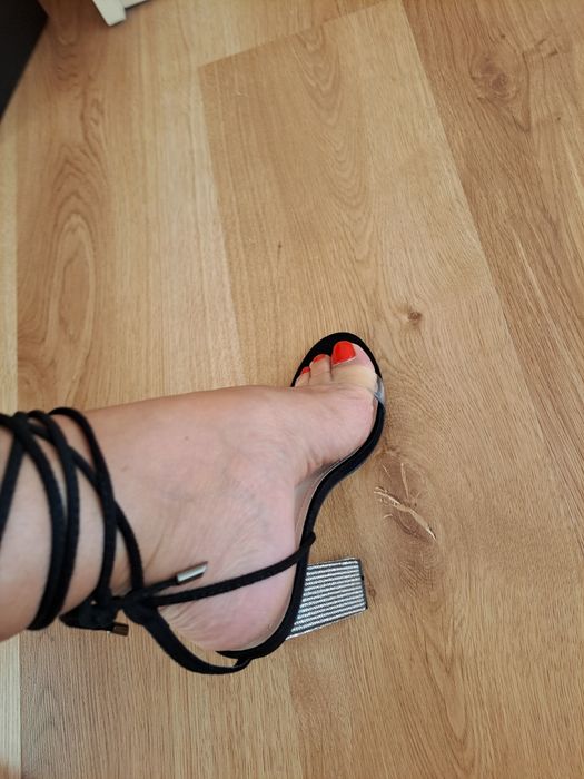 Сандали  на токчета