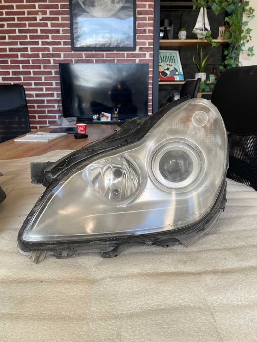 Фарове за CLS W219