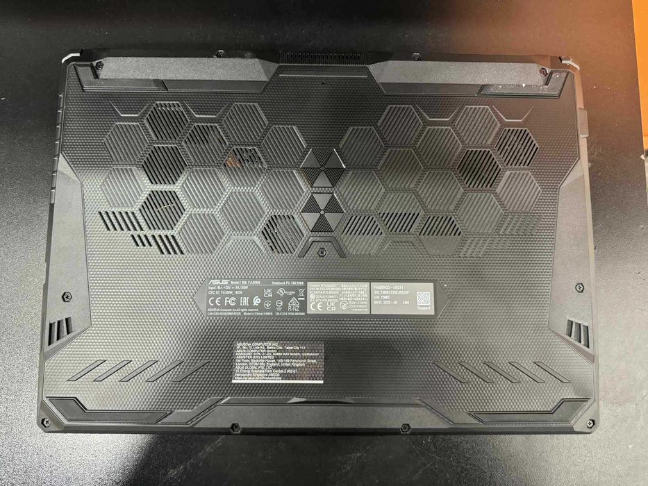 Hope Amanet P5-Laptop Gaming ASUS 15.6"FHD,Ryzen 7 7445HS/RTX 3050 4GB