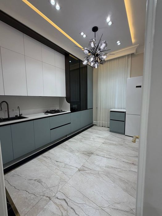 ЖК Poytaxt Gavhari 3 ком, 100 м2. Ор-р: Алайский рынок, Basri Baba