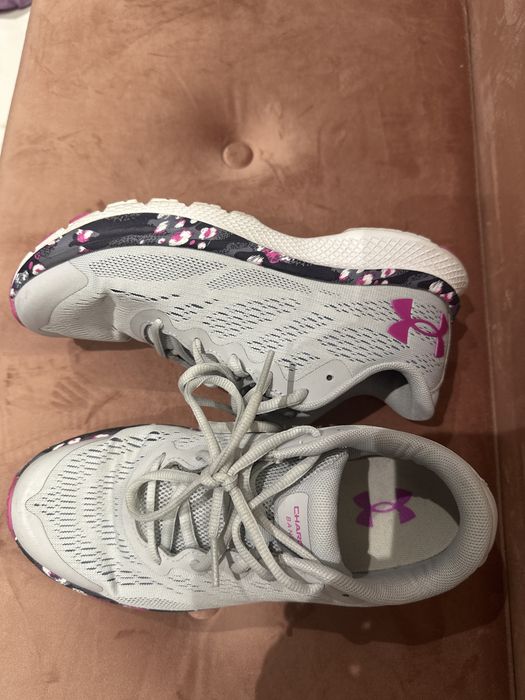 Under armour pantofi sport dama 38 folosite