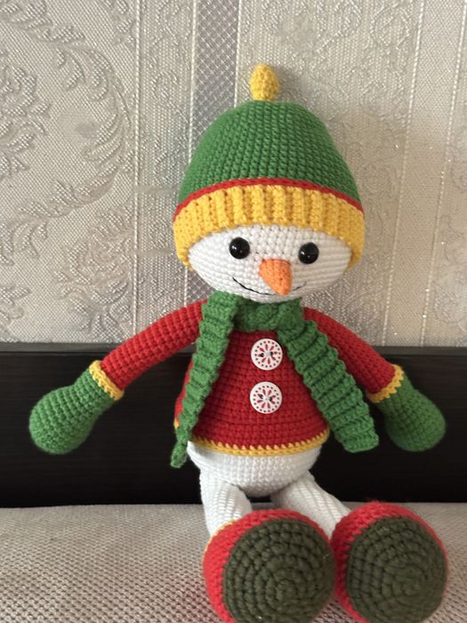 Коледна играчка плетен снежен човек