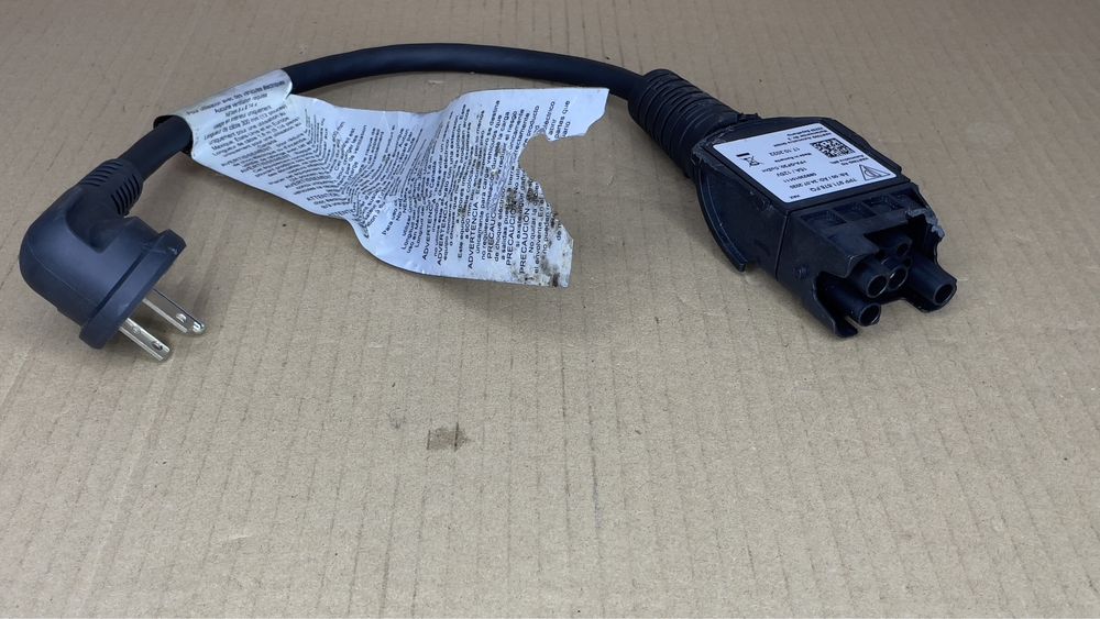 Кабел зарядно AUDI E-TRON 7PP971678FQ