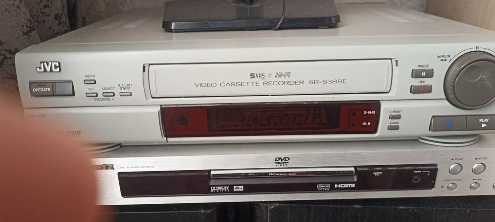 JVC VIDEO SR-S388E hi fi