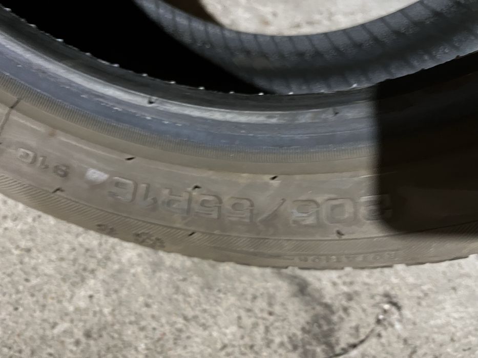 Шины всесезонка . В отличном состояний