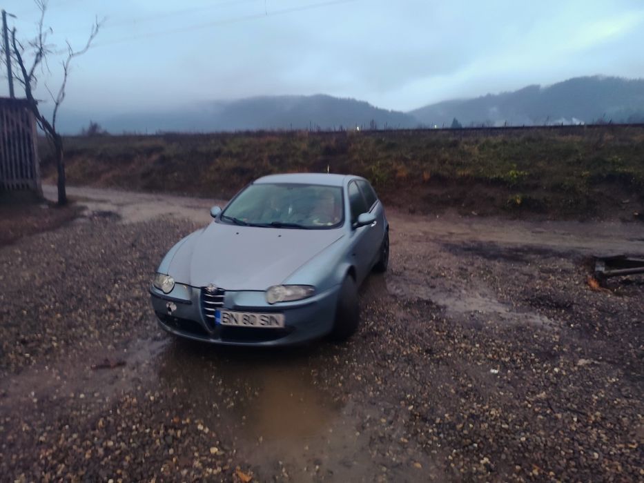Vînd Alfa Romeo 1.9