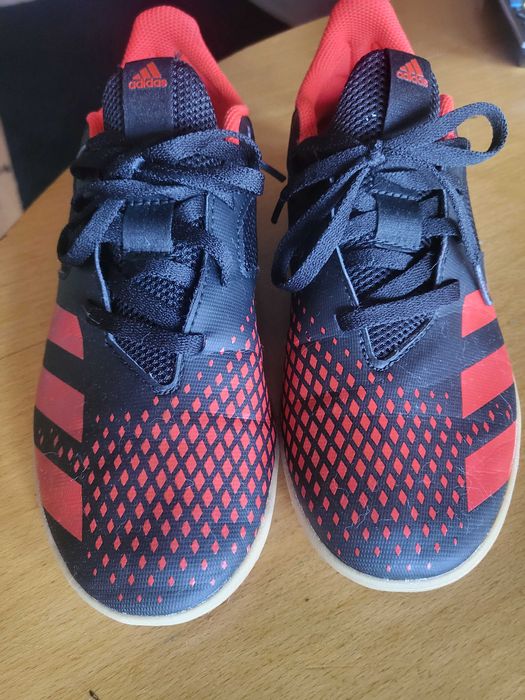 Маратонки за футбол Adidas