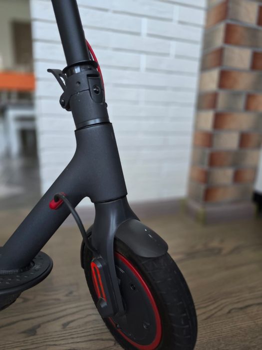Продам эл/самокат xiaomi pro