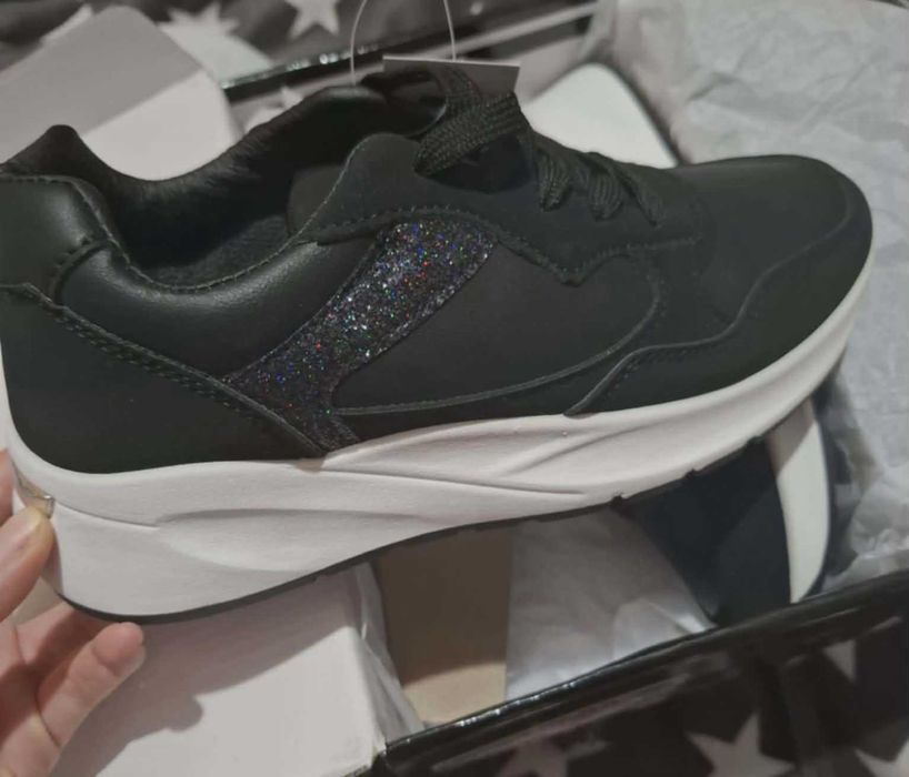 Дамски кецове - два чефта Tendenz