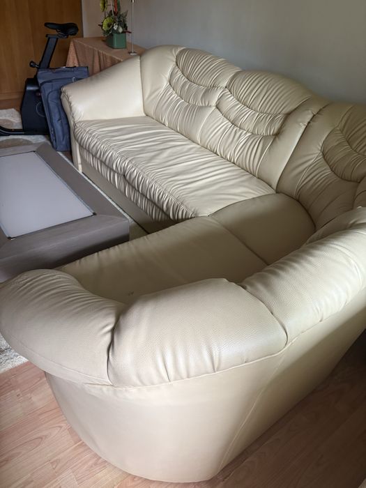 Vand urgent canapea tip coltar
