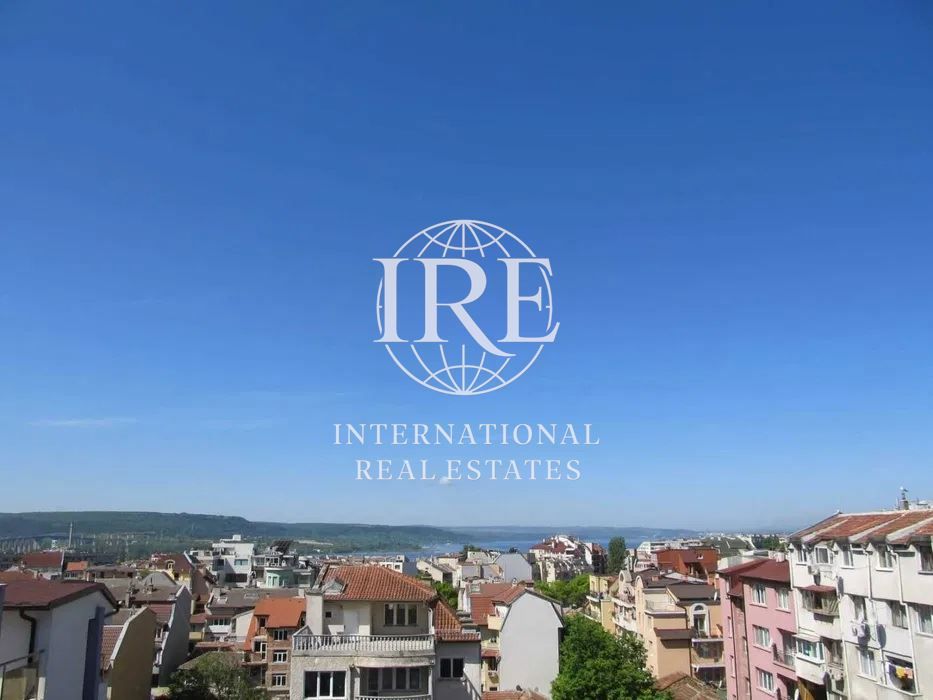 Мезонет в Варна-Център площ 140 цена 220000