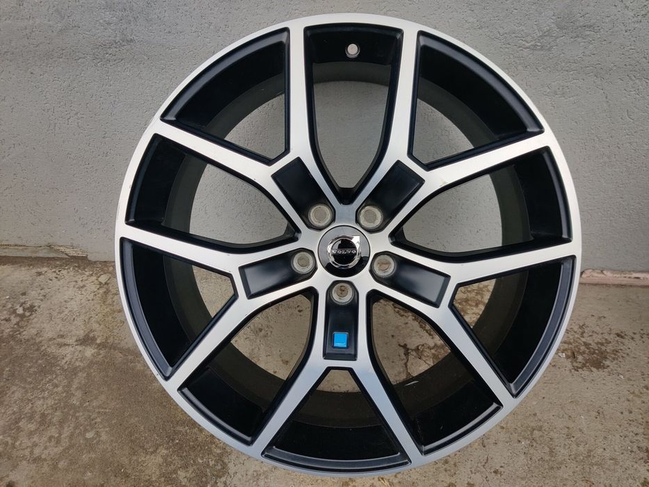 Janta POLESTAR 20" Volvo XC40 XC60 XC70 XC90 S90 V90 S60 V60 31445845 31408095