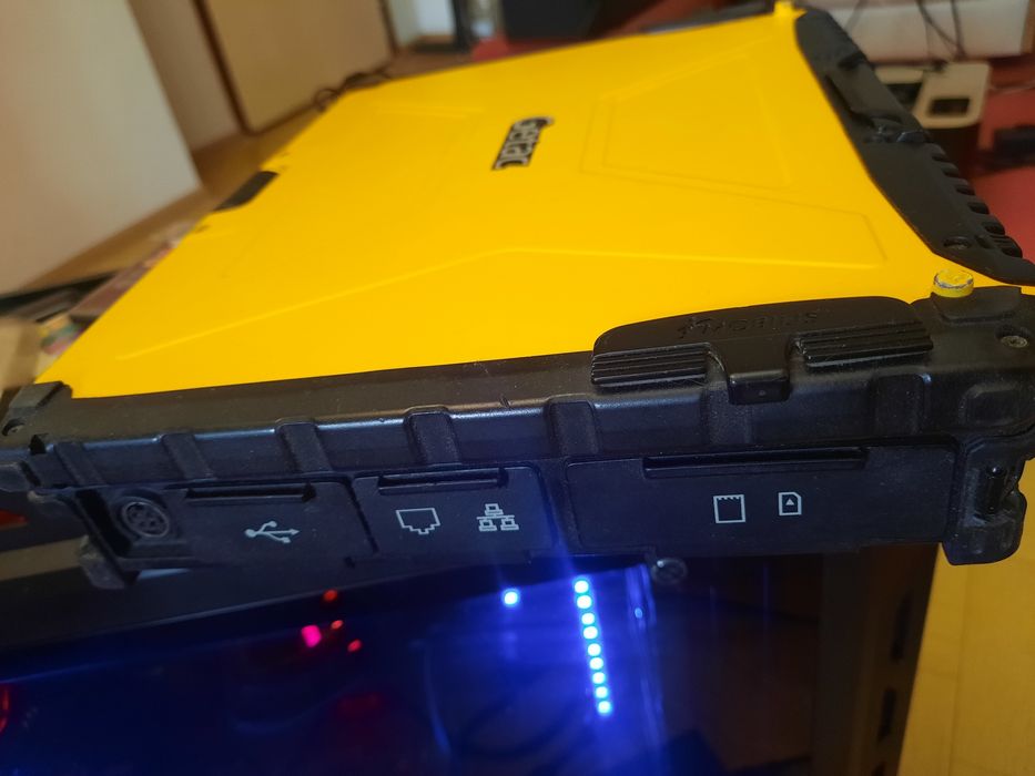 Брониран лаптоп Getac V100