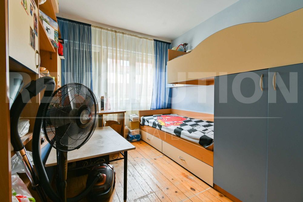 Продава се Тристаен апартамент в София, Гео Милев - 97 кв.м за 3403 €/кв.м - Снимка #9