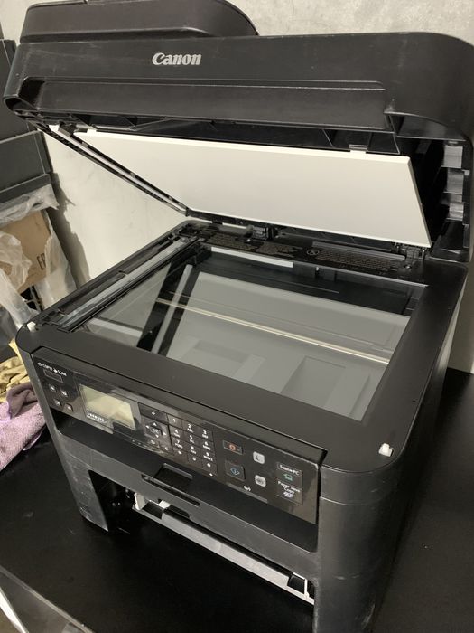 Canon MF244dw принтер