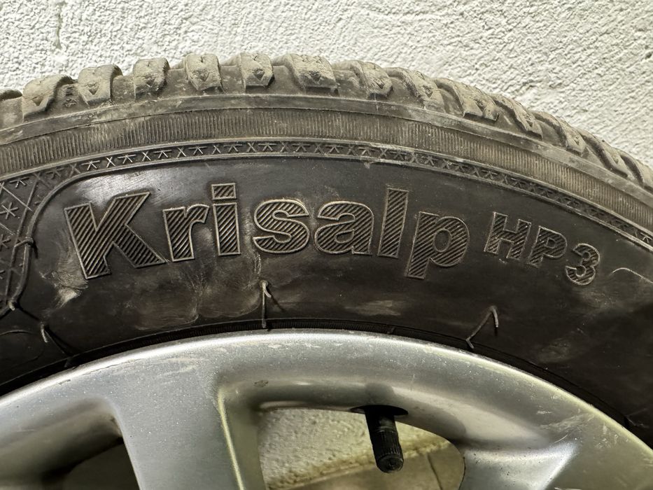 Джанти за хонда 15” 4х100 с гуми 185/60/15 дот 22