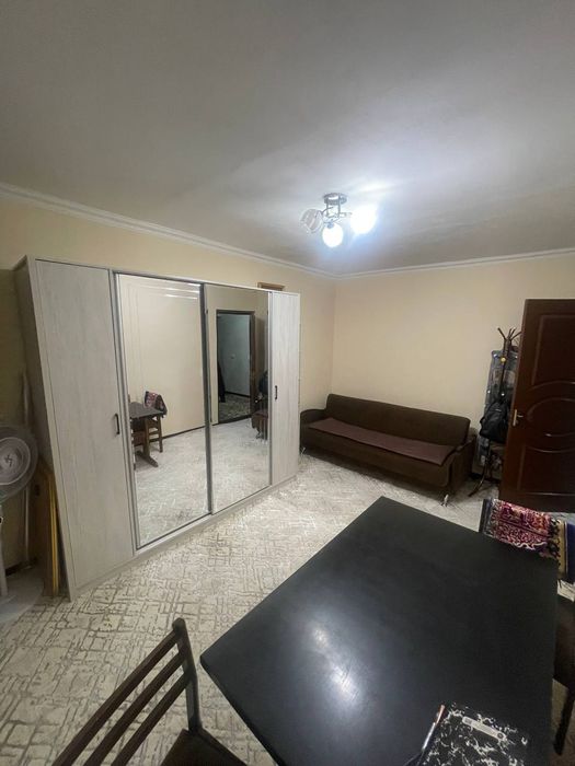 ^ИнЯз 3/2/4 Балкон 2×6 Чиланзар Г9а Продаётся квартира