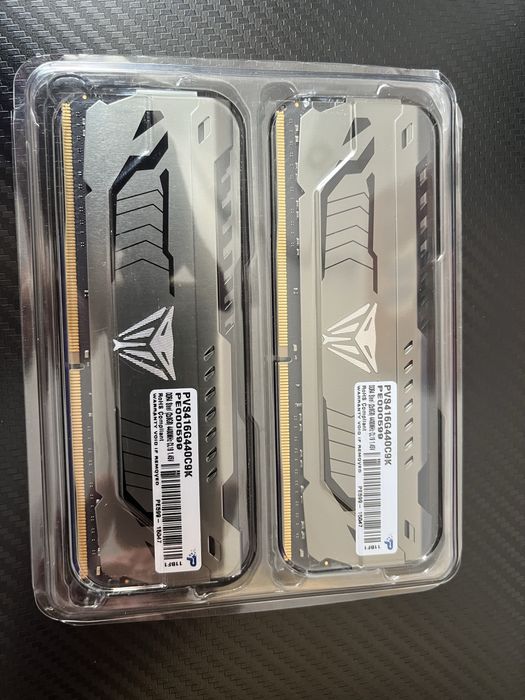 Memorie Patrior viper steel 16gb 4400 mhz cl19