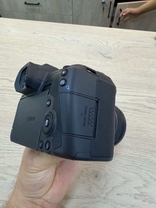 Canon R 24-105mm STM ,