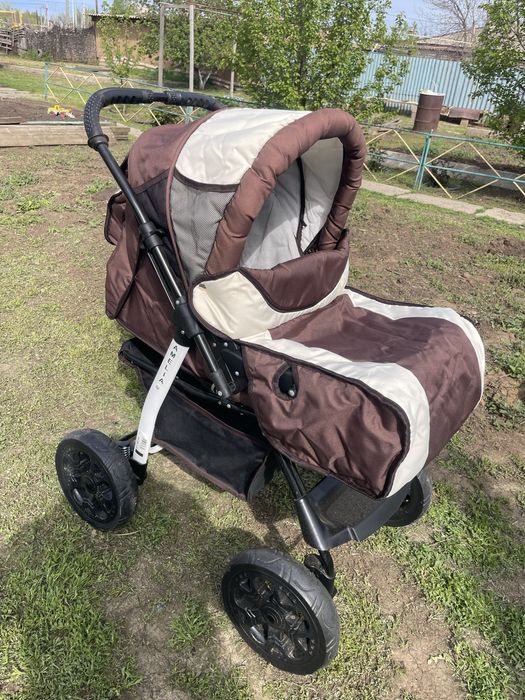 Продам коляску почти новая