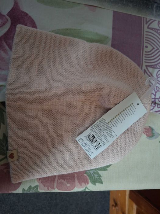 Шапки за момиче розови