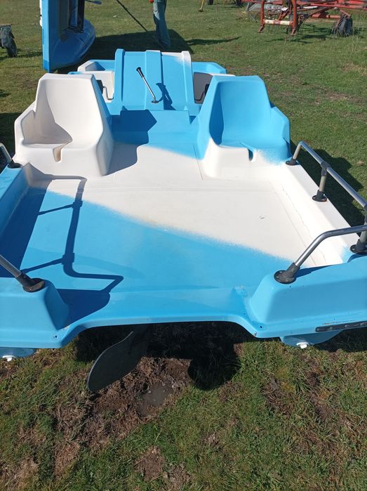 2  Hidrobiciclete Martini 4 locuri