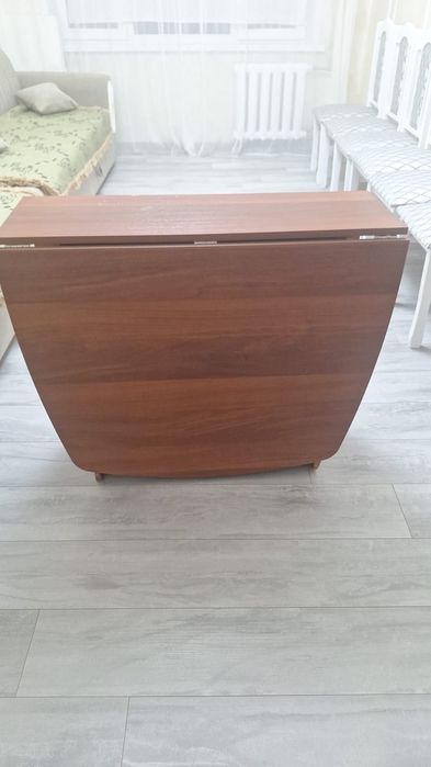 Большой стол трансформер