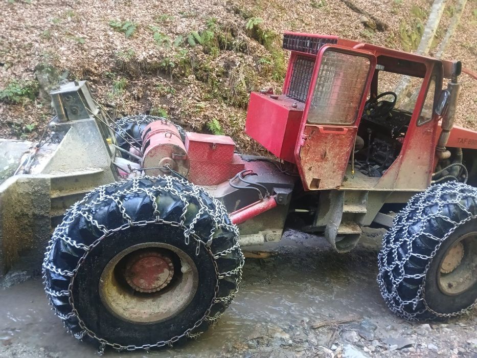 Vând 2 tafuri modificate cu motor de man