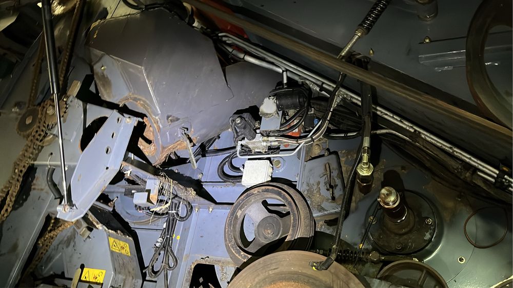 Dezmembrez combina agricola Massey Ferguson 7272, 7274 7276 7278 7280 Fendt 8300 8350 38 40