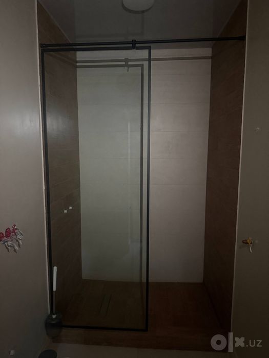 Продается стекло для душа
