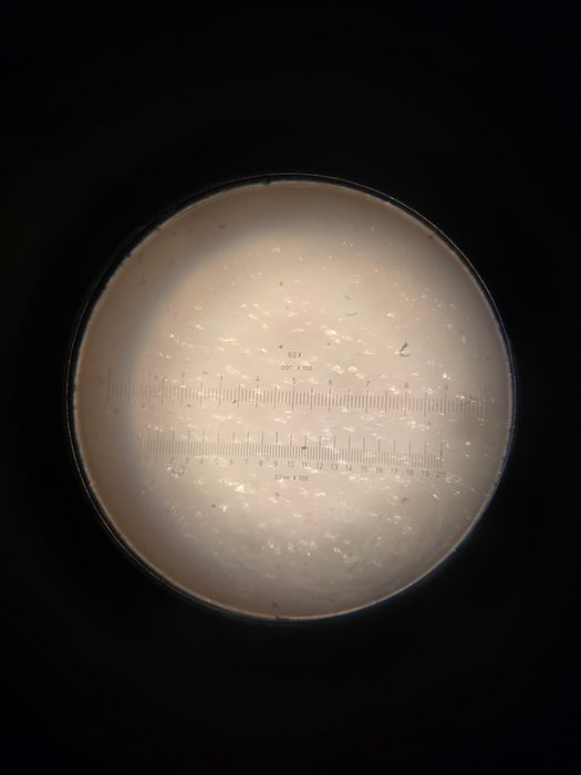 Microscop portabil