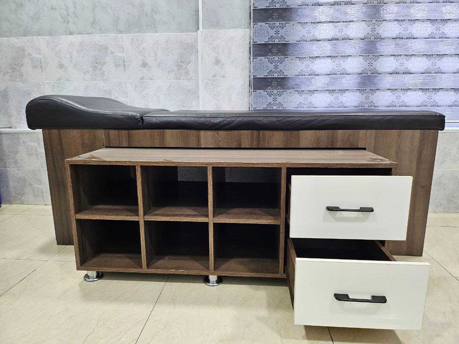 Медицинская кушетка