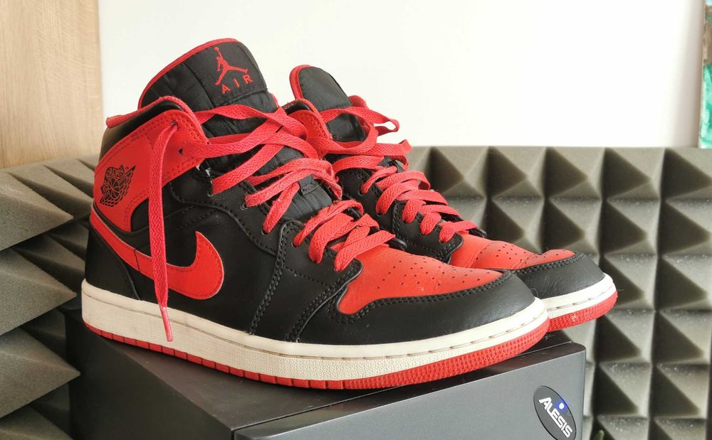 Air Jordan 1 Mid "Alternate Bred" | Размер 41 | Много запазени