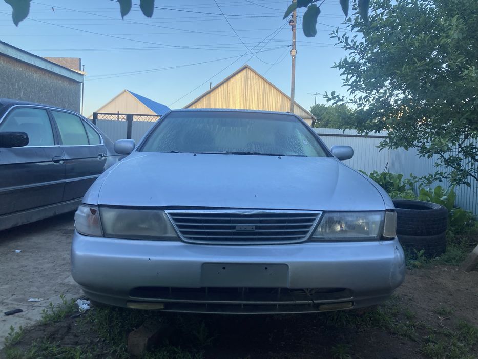 Nissan Sunny 1996