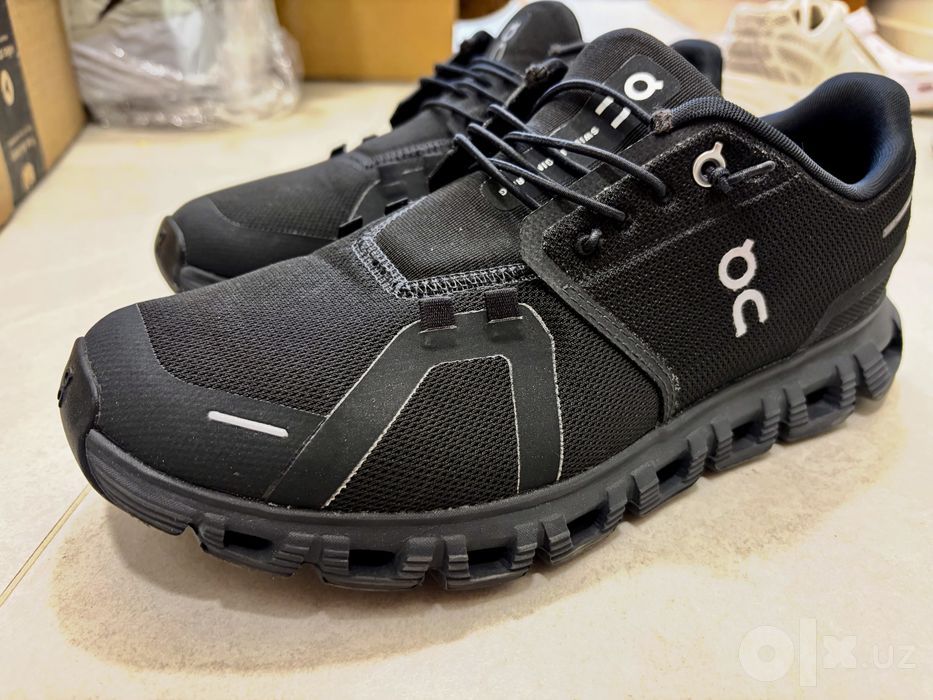 On running cloud 6 black