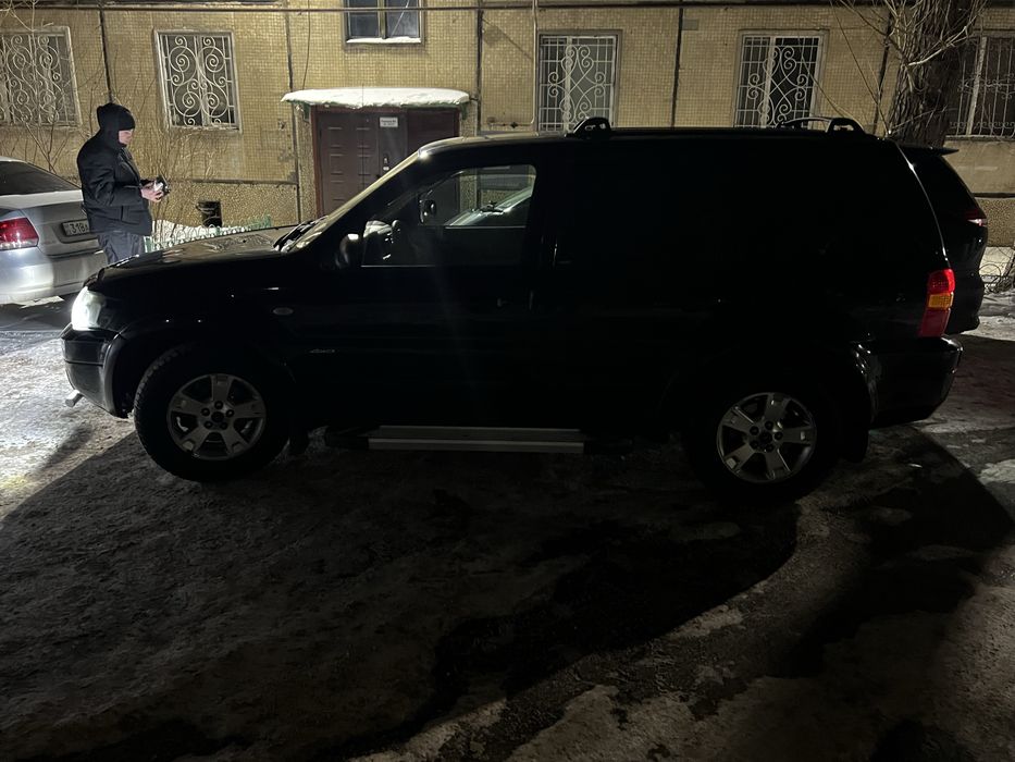 Ford Maverick 2006 год