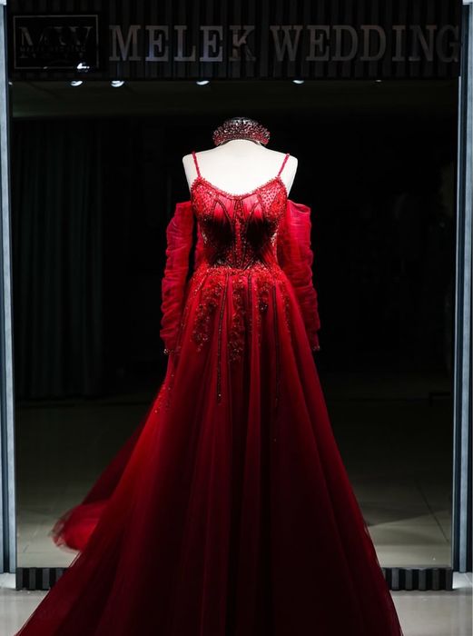 Официална рокля от Melek Wedding (Одрин) с подвижни ръкави