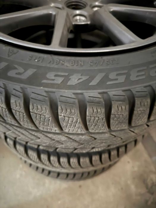 Tesla 3 - Оригинални джанти и гуми + TPMS сензори